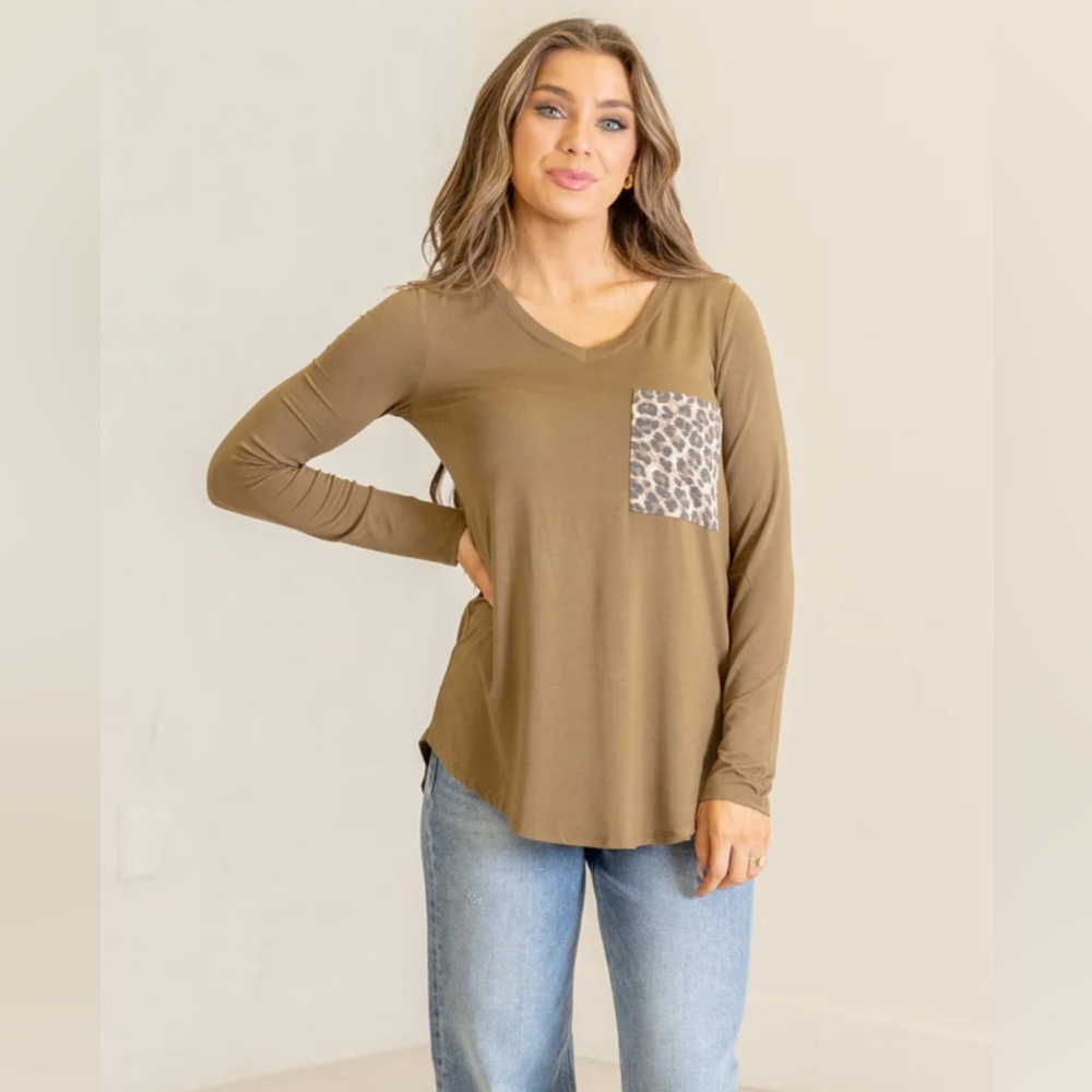 NWT Zenana Leopard Pocket Long Sleeve Top - Olive